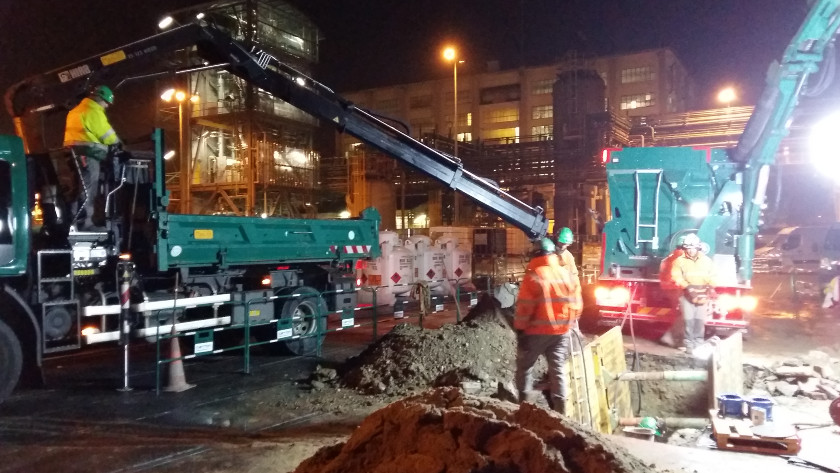 Travaux de réparation en urgence d’une fuite sur le réseau d’incendie du site industriel Bluestar Silicones.